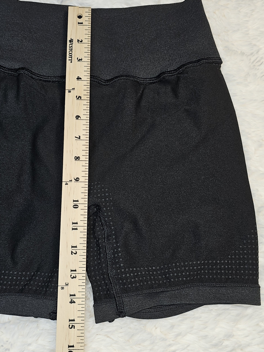 Gymshark Energy+ Seamless 2-in-1 Shorts - Black Marl - Size Medium - Picture 4 of 11
